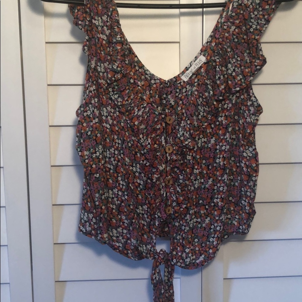 Floral cropped blouse